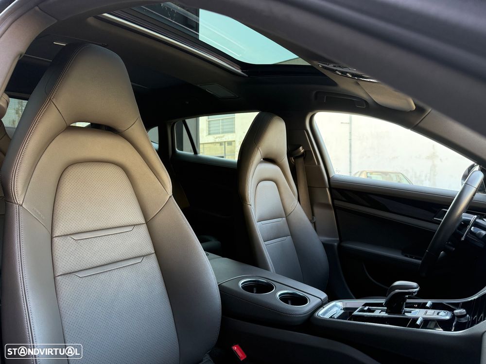 Porsche Panamera 4 E-Hybrid Executive - 23