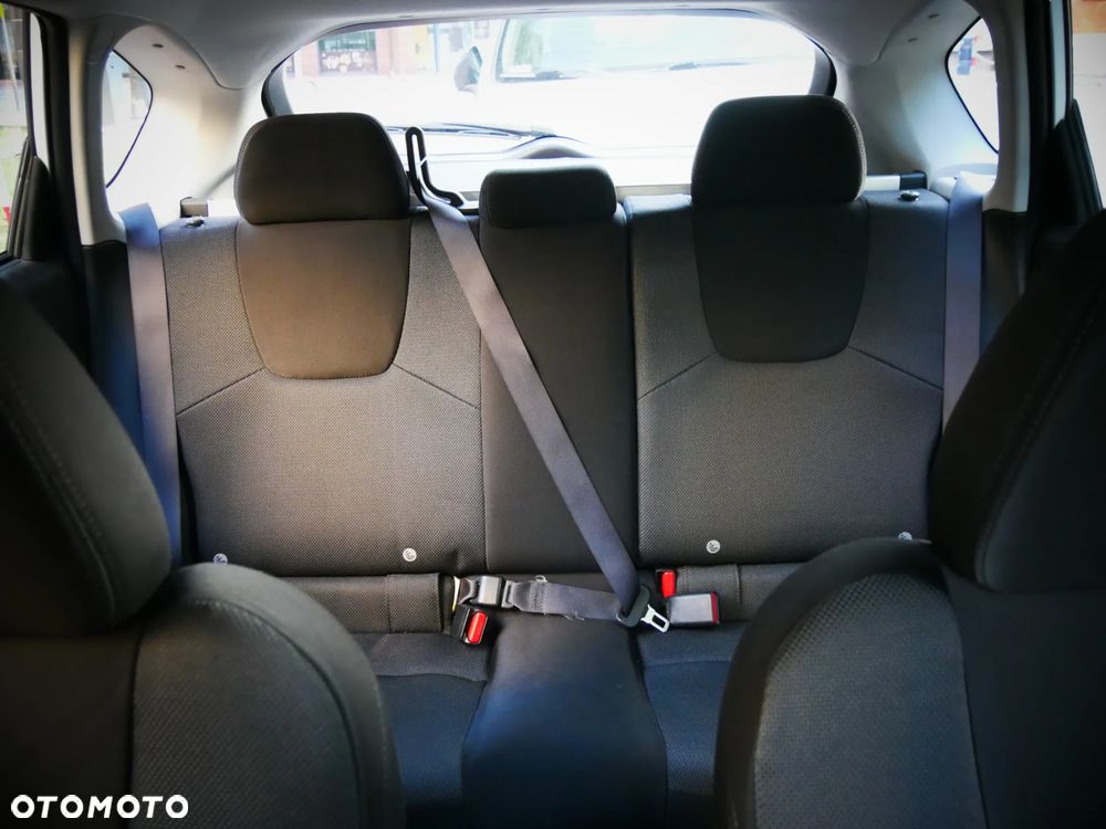 Subaru Impreza 2.0 RS - 24