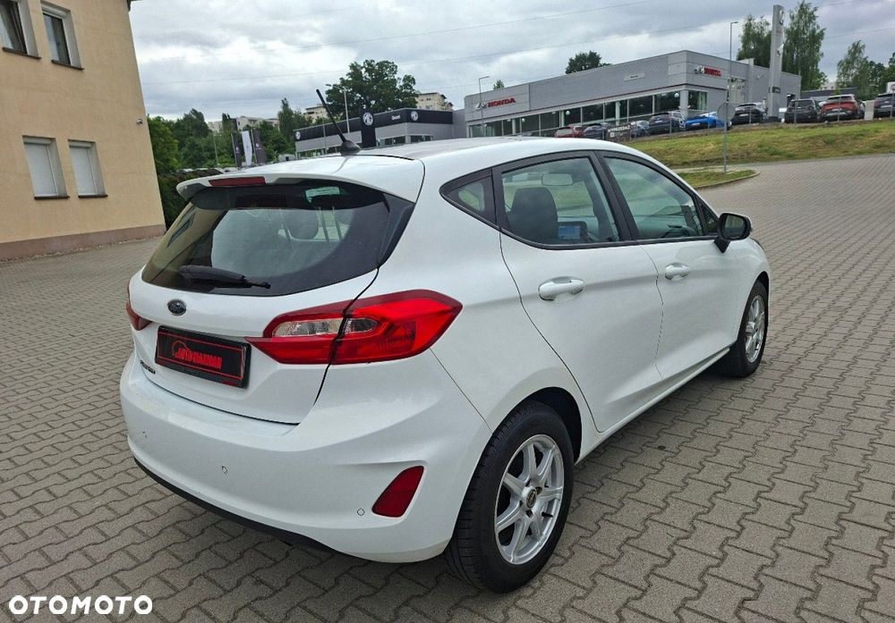 Ford Fiesta - 8