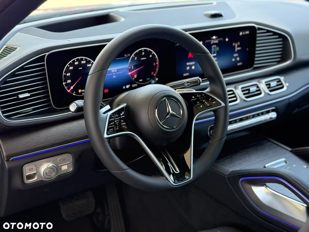 Mercedes-Benz GLE - 21