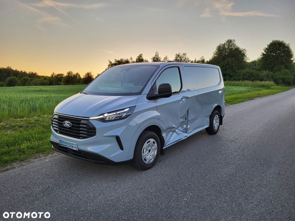 Ford TRANSIT CUSTOM II - 32