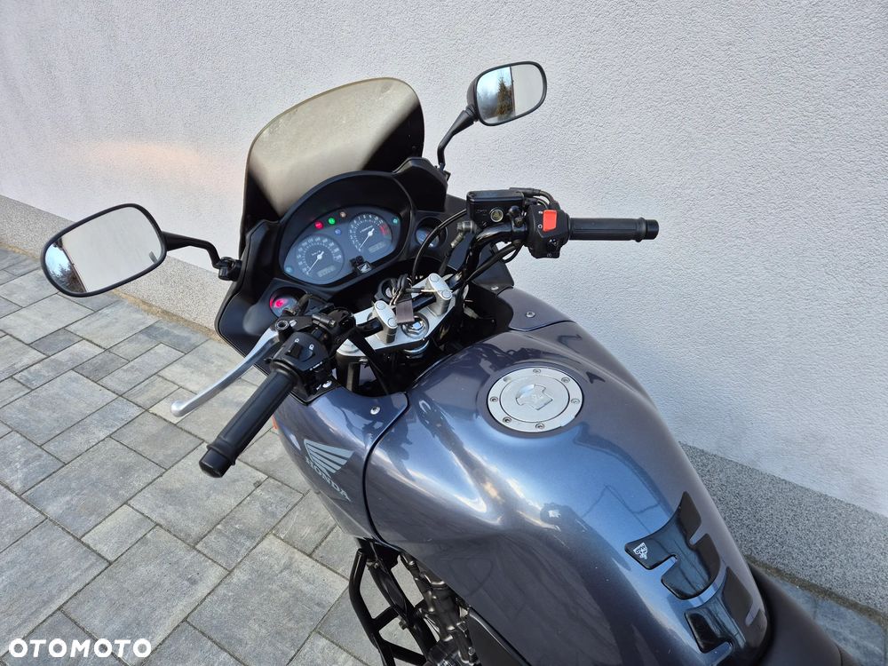 Honda CBF - 4
