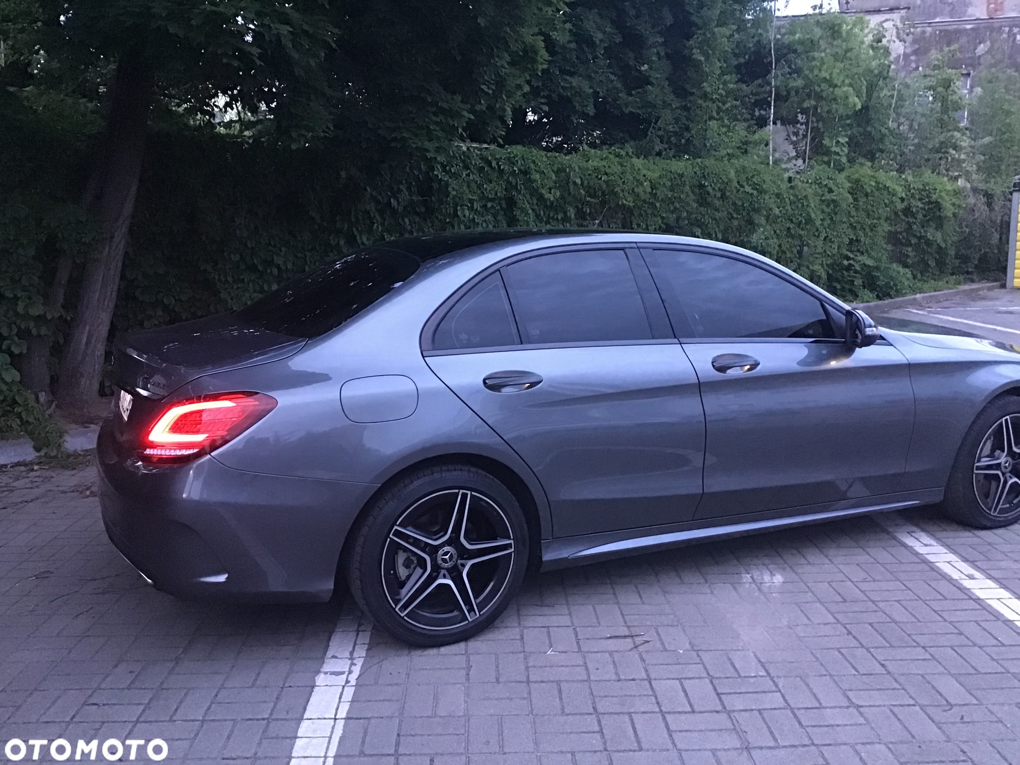 Mercedes-Benz Klasa C 300 4Matic 9G-TRONIC AMG Line - 6