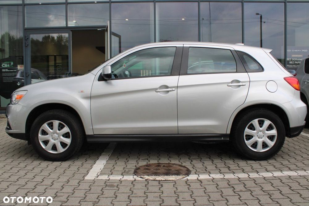 Mitsubishi ASX - 8