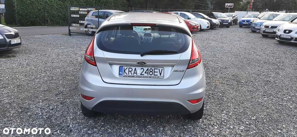 Ford Fiesta - 26