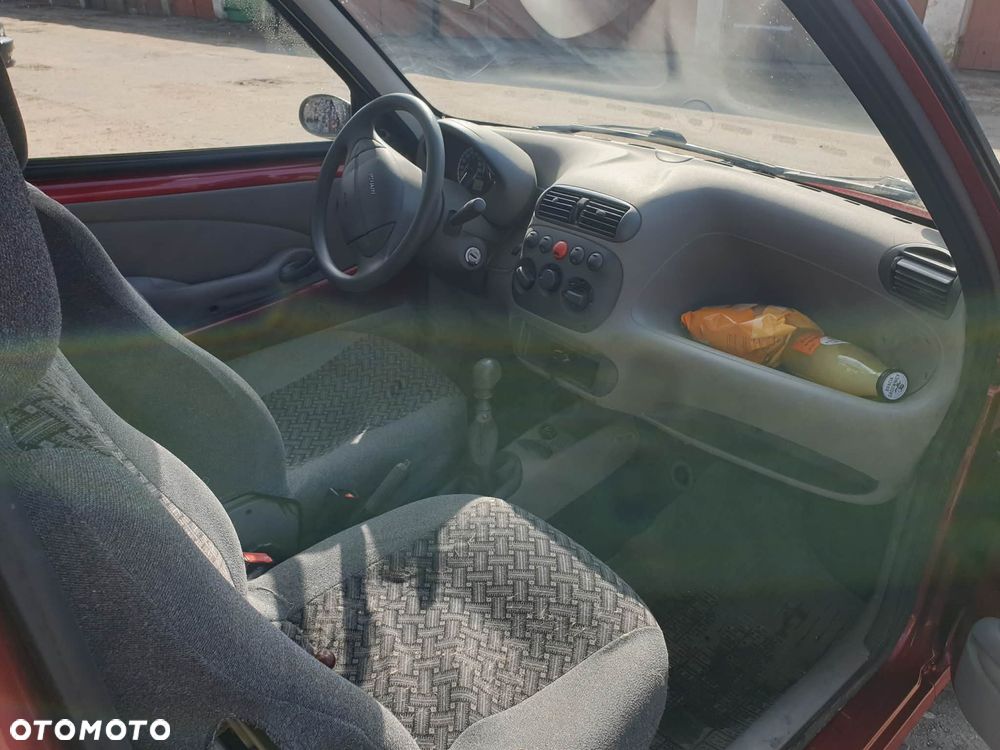 Fiat Seicento Active - 11
