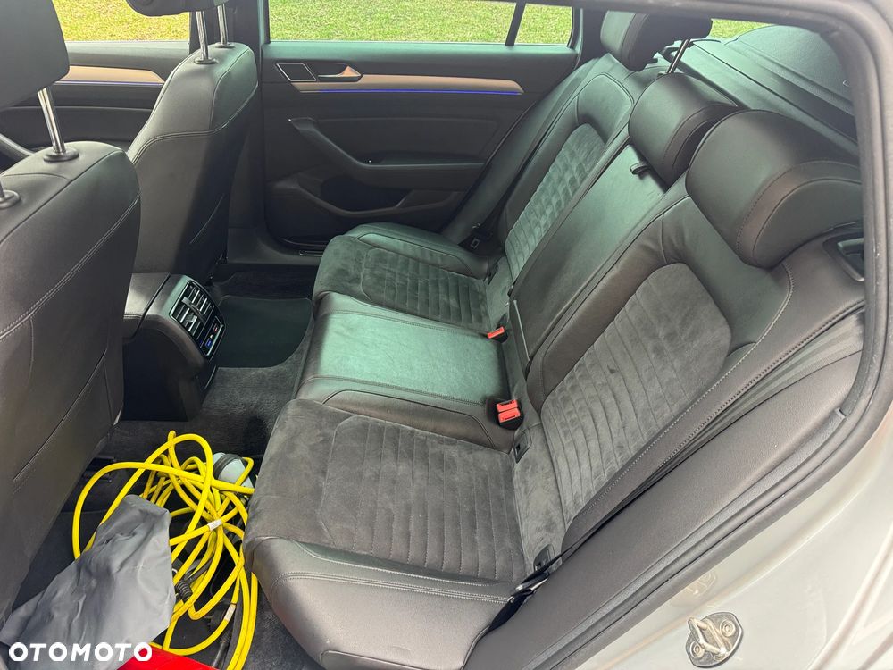 Volkswagen Passat ver-1-4-tsi-plug--in-hybrid-gte-dsg - 26