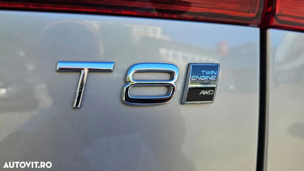 Volvo XC 60 ver-b6-mhev-at8-awd-inscription - 9