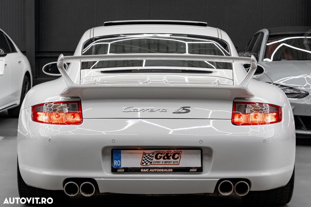 Porsche 911 - 21