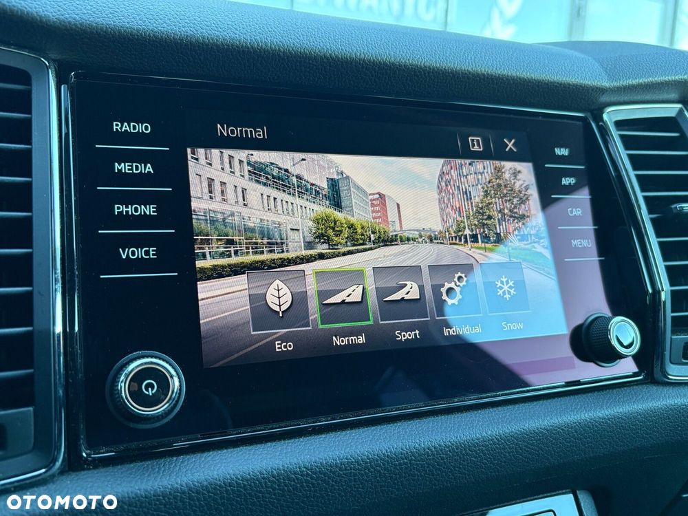 Skoda Kodiaq 2.0 TDI 4x4 Style DSG 7os - 33