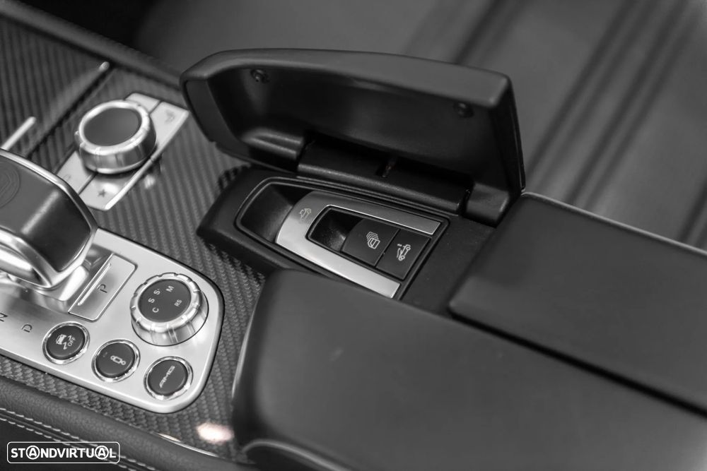 Mercedes-Benz SL 63 AMG Speedshift MCT 7-Vel Sports Transmission Performance Package - 12