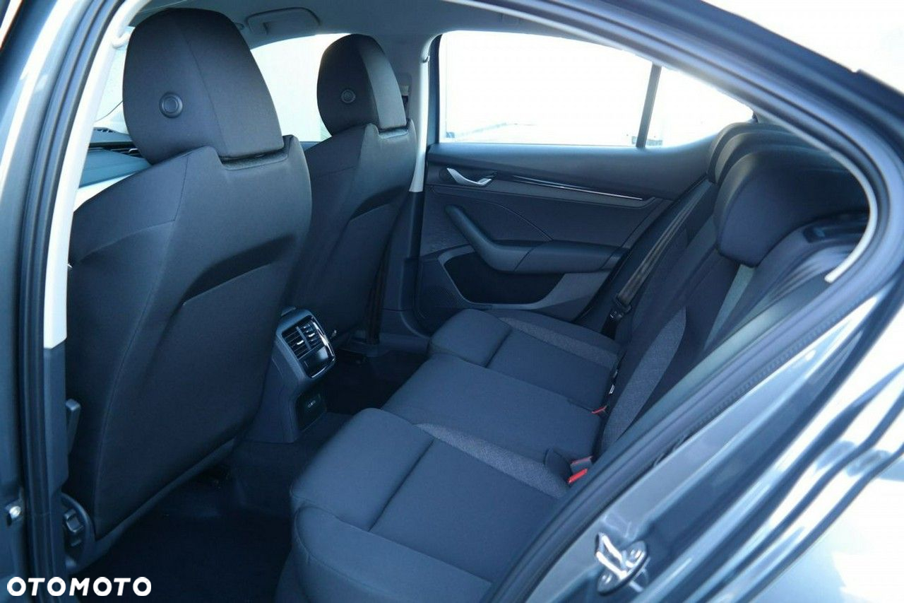 Skoda Octavia - 24