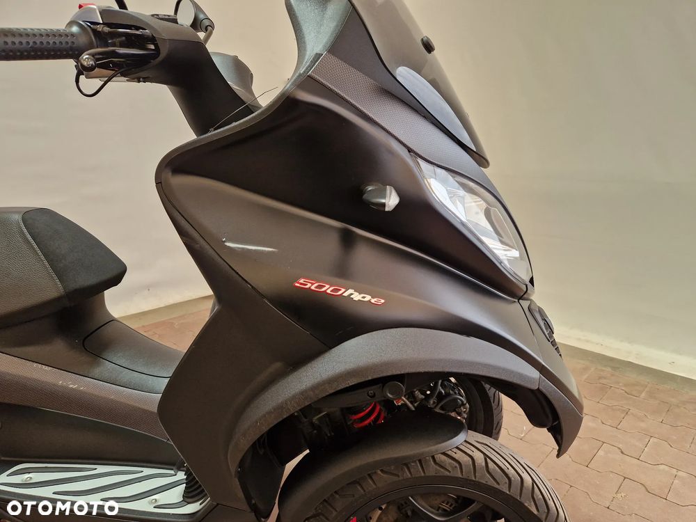 Piaggio MP-3 - 17