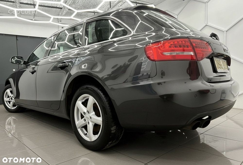 Audi A4 Avant - 8