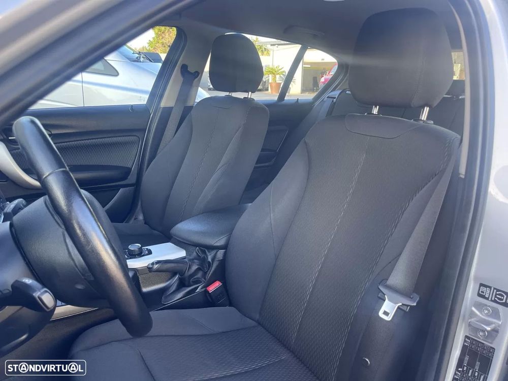 BMW 120 d Sport Line - 28