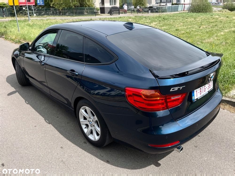 BMW 3GT 318d - 11