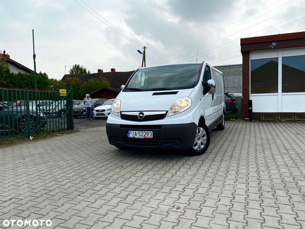 Opel Vivaro - 24