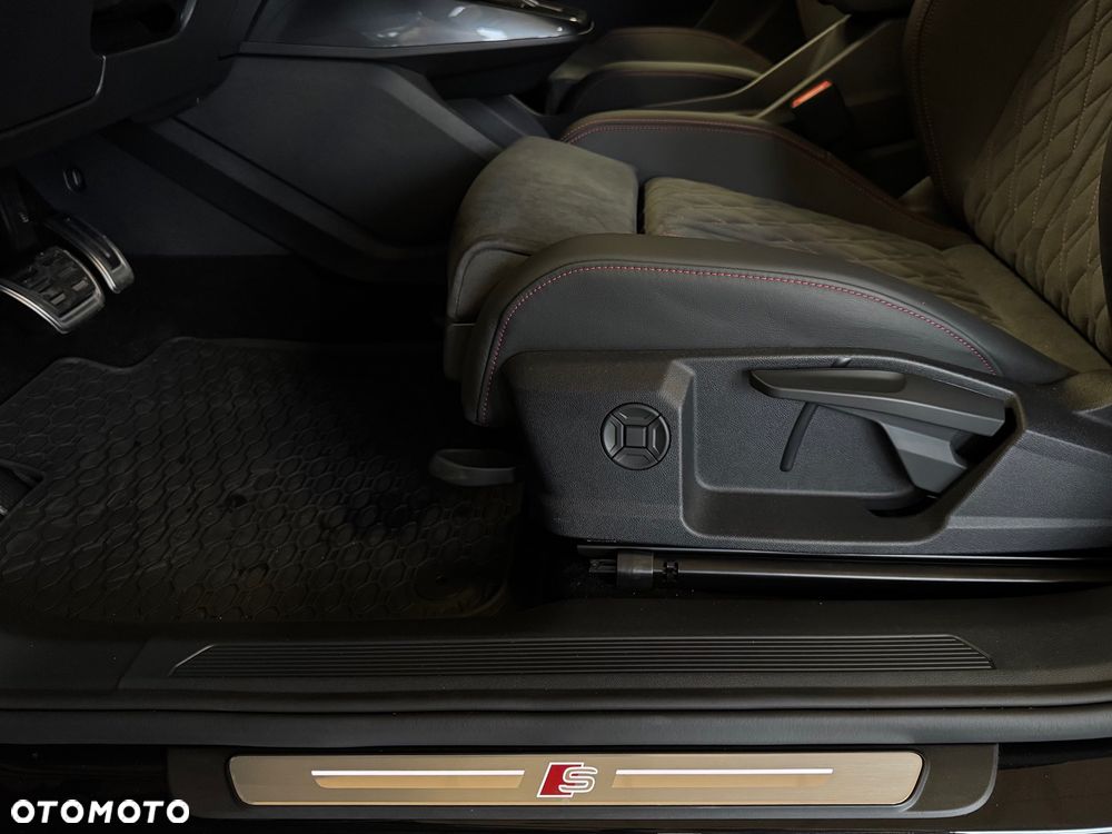 Audi Q4 e-tron 45 82kWh S Line Edition - 13
