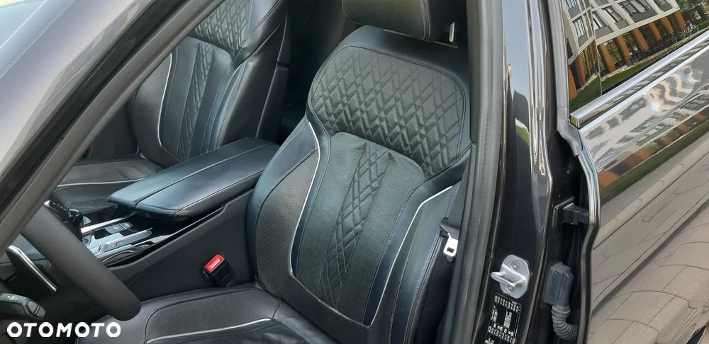 BMW Seria 5 540i xDrive GPF M Sport sport - 10