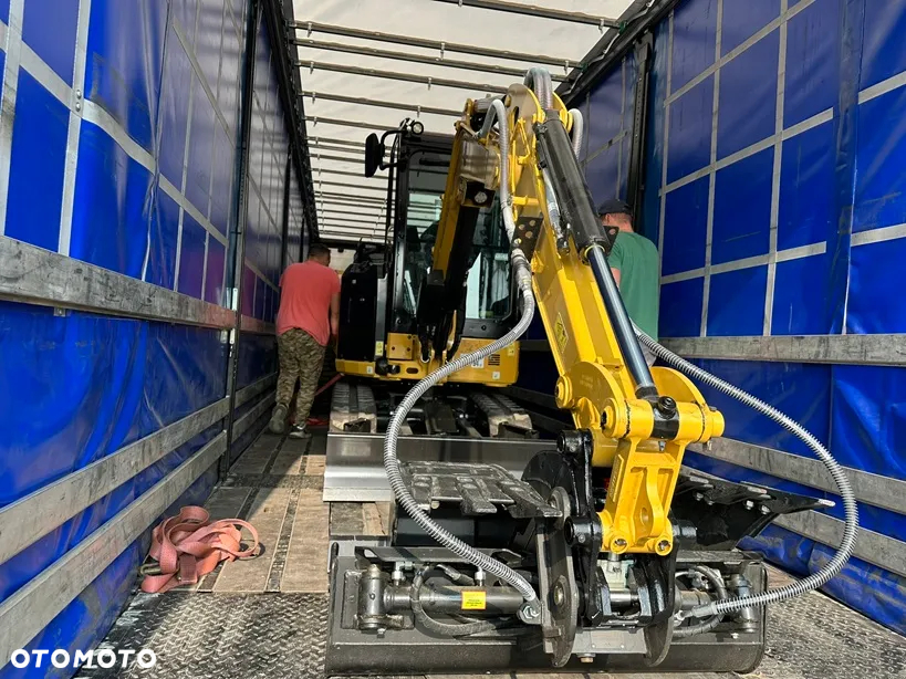 Caterpillar 301.8 - 13