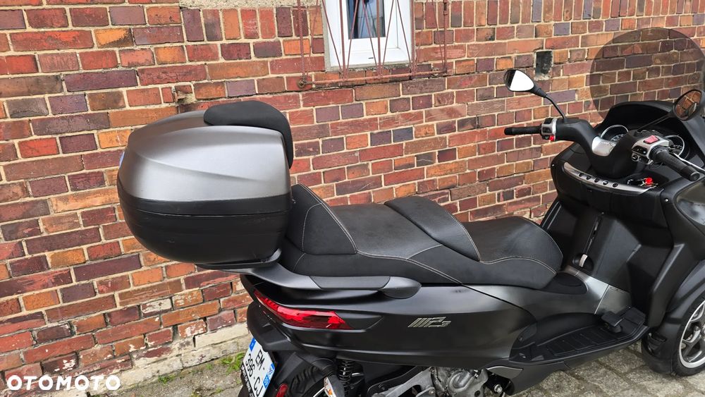 Piaggio MP-3 - 15