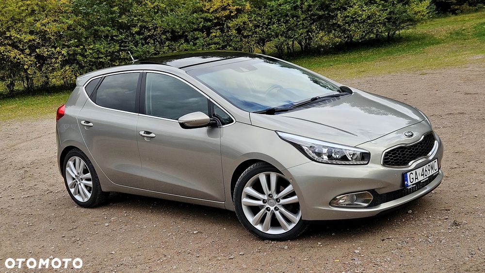 Kia Ceed 1.6 GDI DCT Platinum Edition - 11