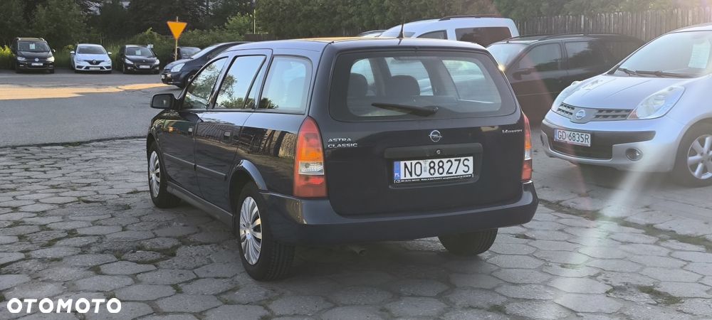 Opel Astra - 4
