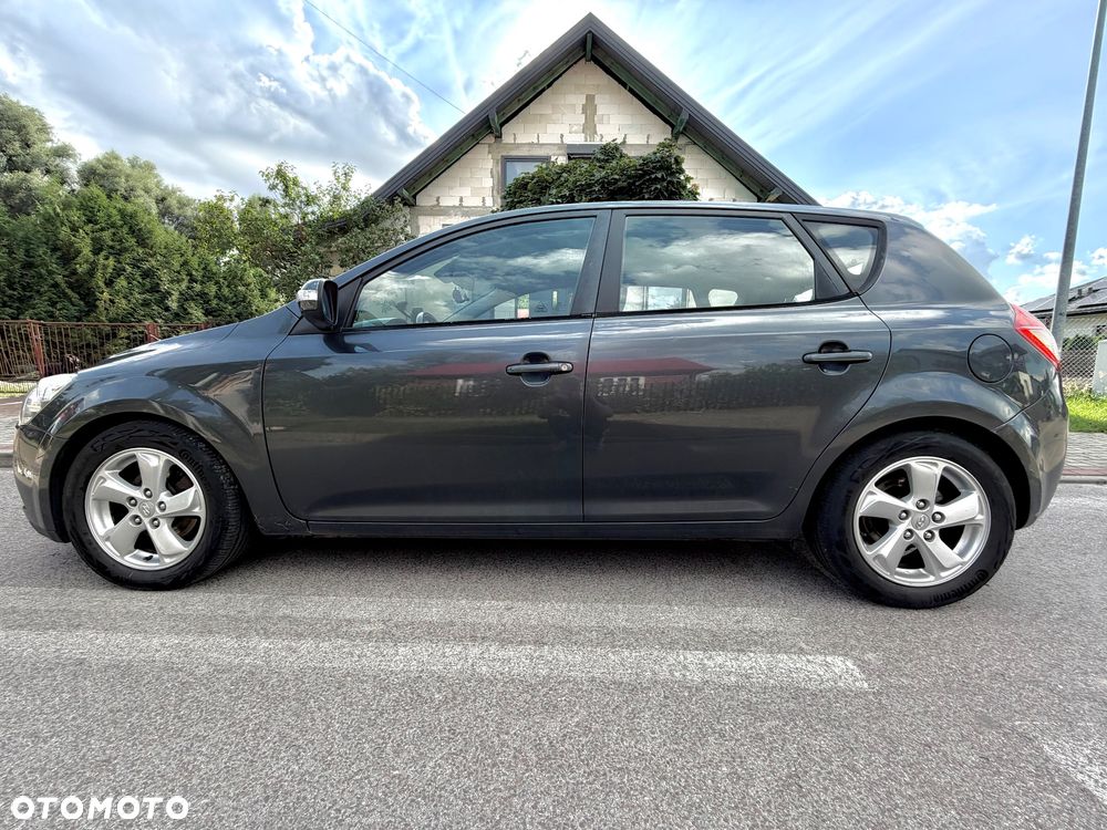 Kia Ceed 1.6 Crdi M - 3