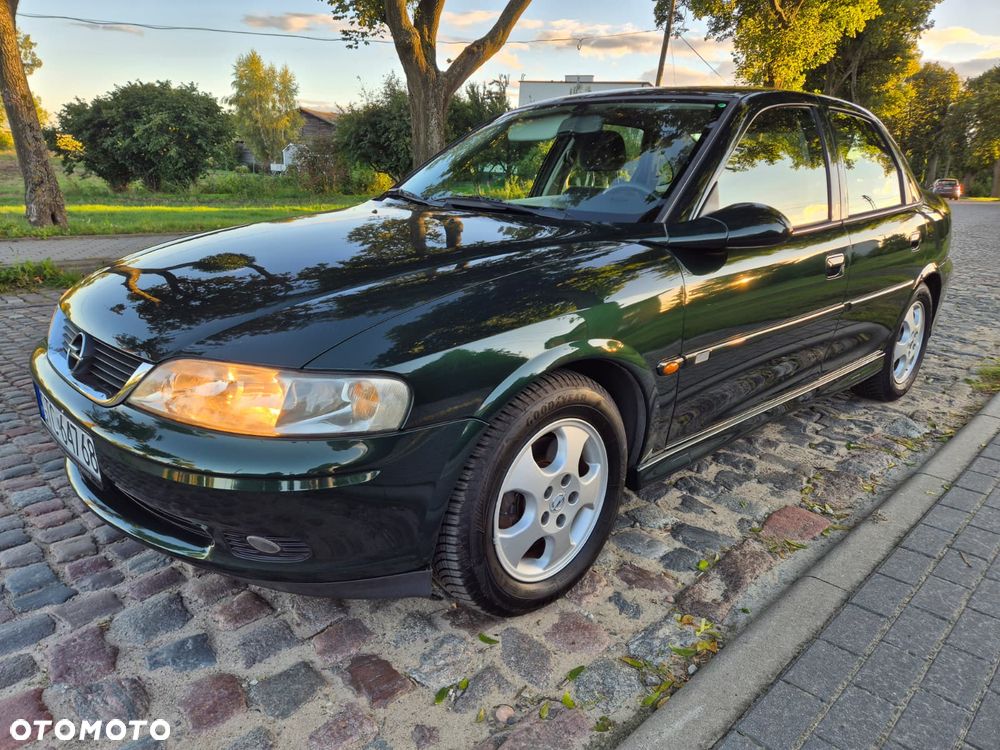 Opel Vectra 1.6 GL - 3
