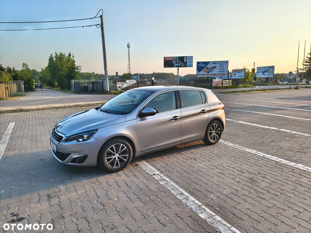 Peugeot 308 125 THP Allure - 9