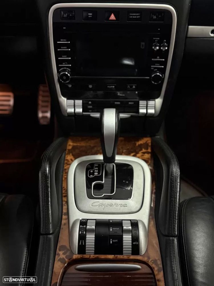 Porsche Cayenne S Tiptronic - 8