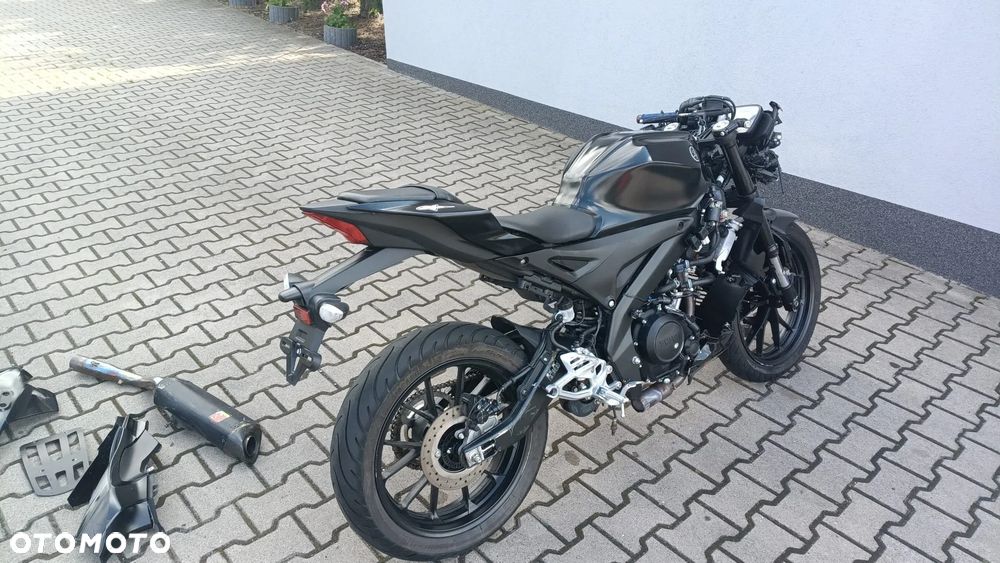 Yamaha YZF - 5