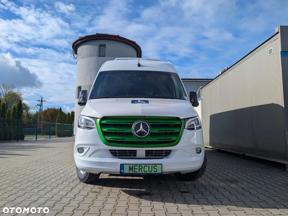 Mercedes-Benz eSprinter - 15