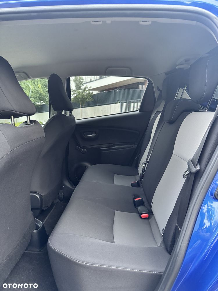 Toyota Yaris 1.5 Premium CVT - 11