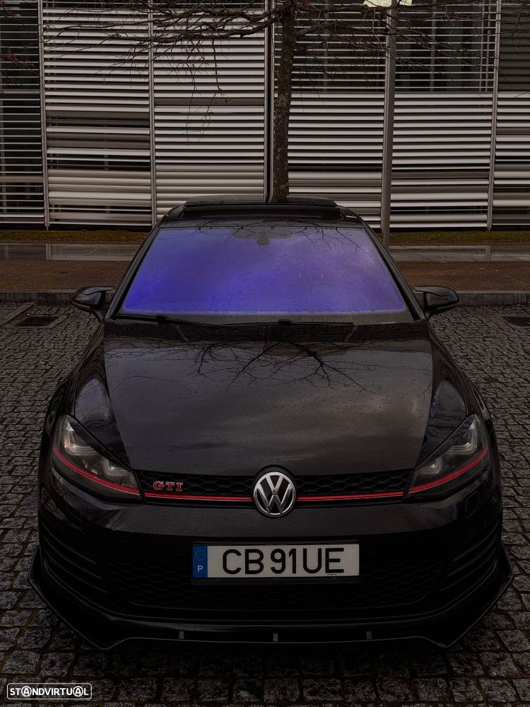VW Golf 2.0 TSi GTi DSG Performance - 4