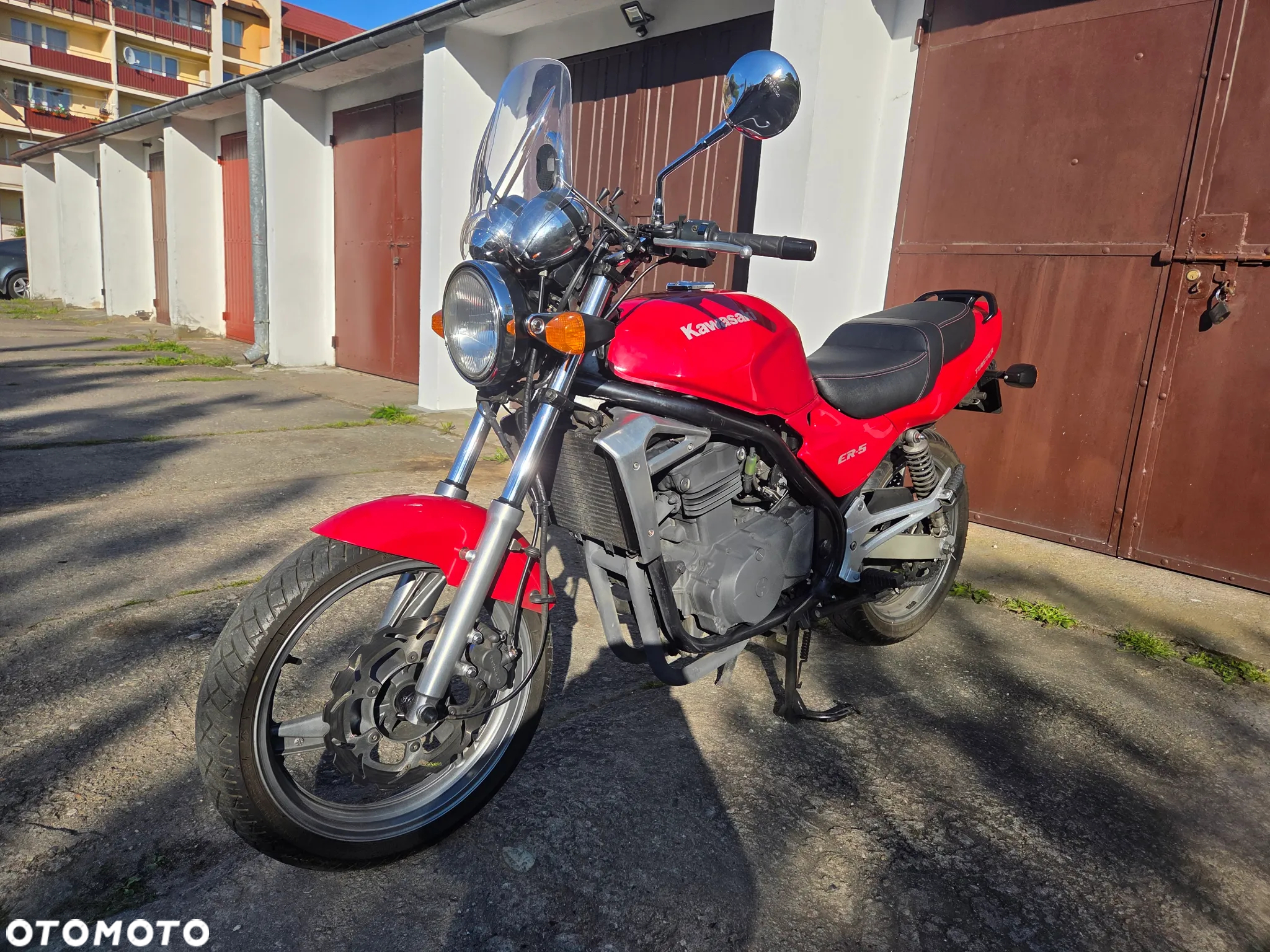 Kawasaki ER - 2