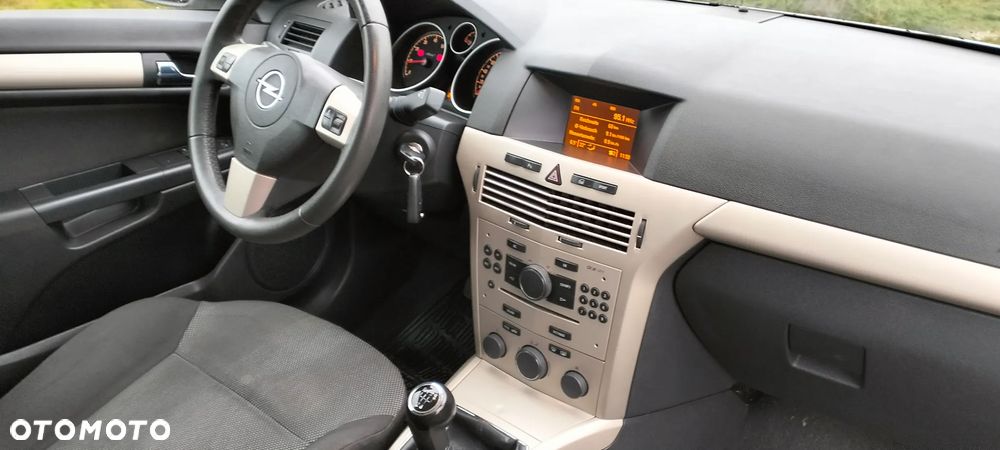 Opel Astra 1.6 Easytronic Cosmo - 33