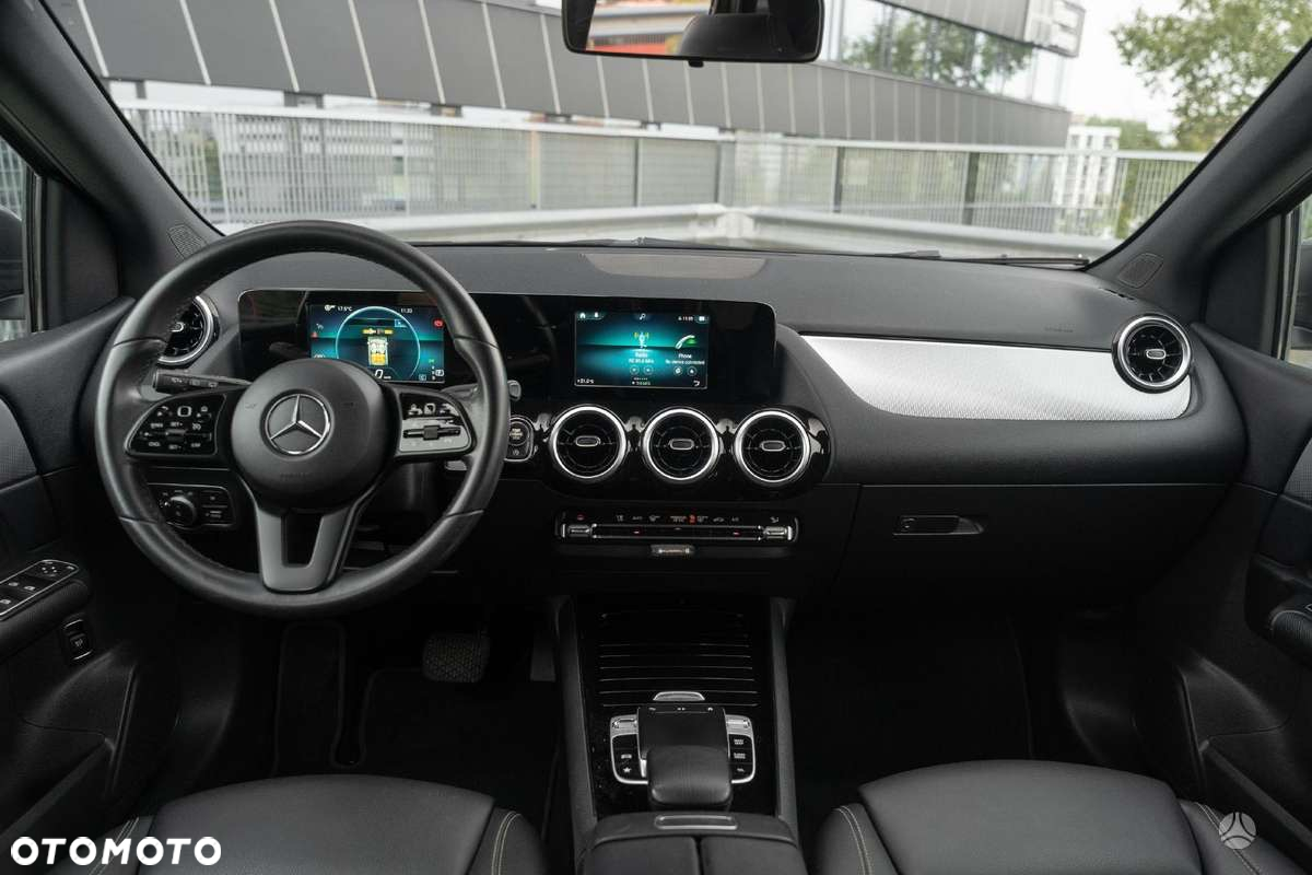 Mercedes-Benz Klasa B 180 7G-DCT Edition 19 - 12