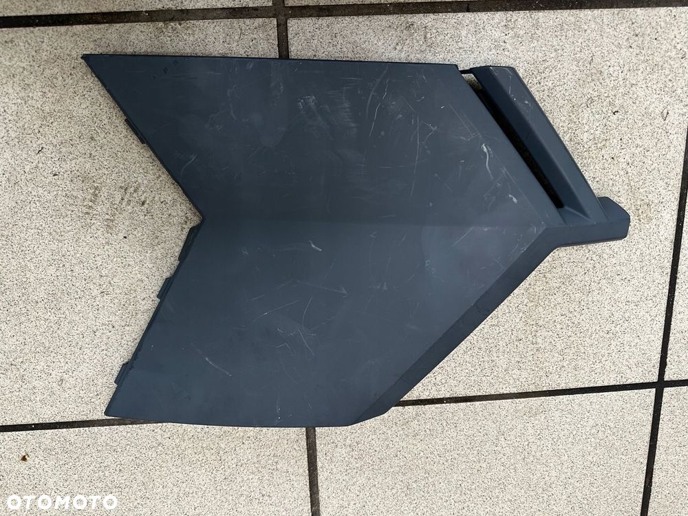 KRATKA ATRAPA LISTWA PRAWA ZDERZAK PRZÓD RENAULT MEGANE V E-TECH 620742561R - 1