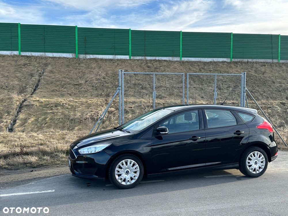 Ford Focus 1.0 EcoBoost Ambiente - 2