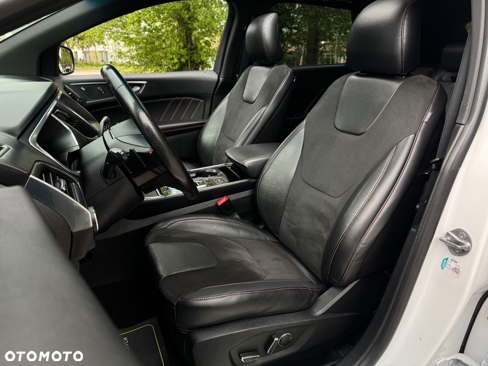 Ford Edge 2.0 EcoBlue Bi-Turbo 4x4 ST-LINE - 26