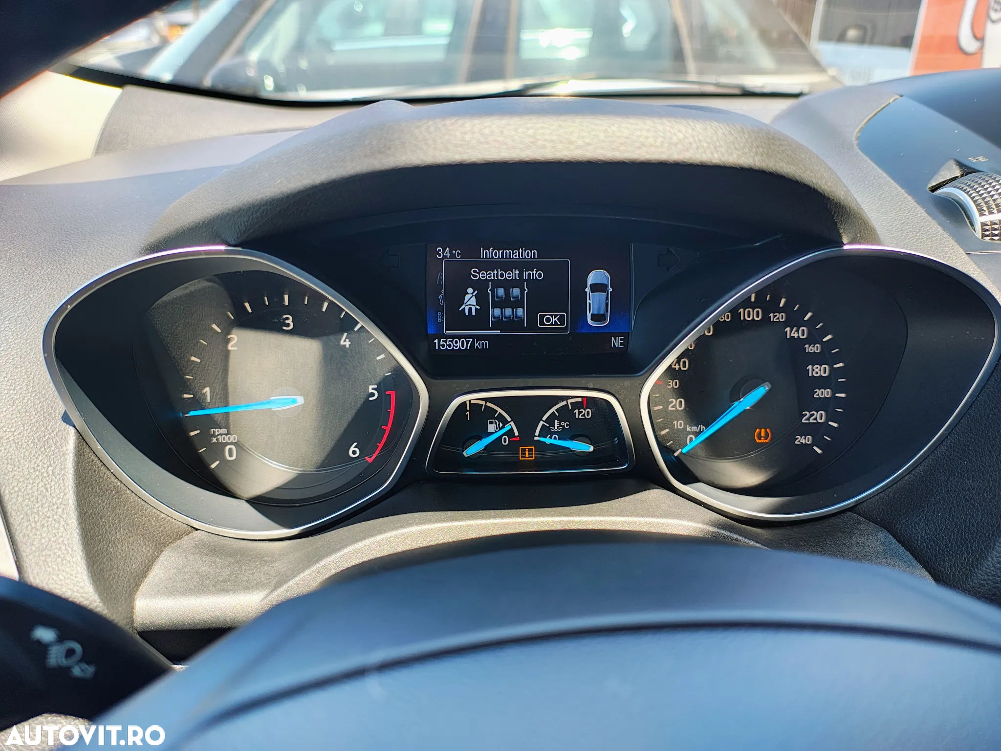 Ford Kuga 2.0 TDCi 2x4 Titanium - 26