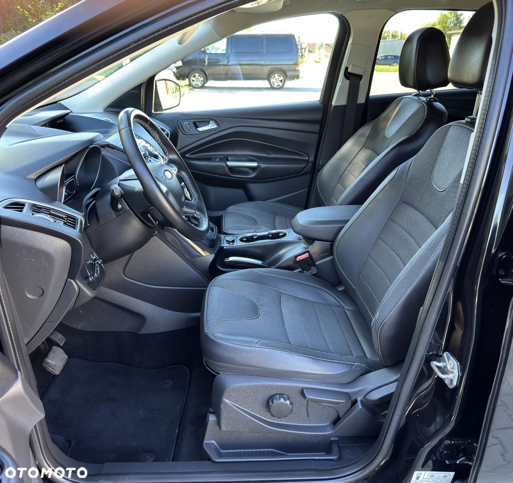 Ford Kuga 2.0 TDCi 4x4 Titanium - 19