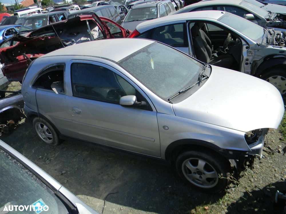 Dezmembrari  Opel CORSA C  2000  > 2009 1.3 CDTI Motorina - 4
