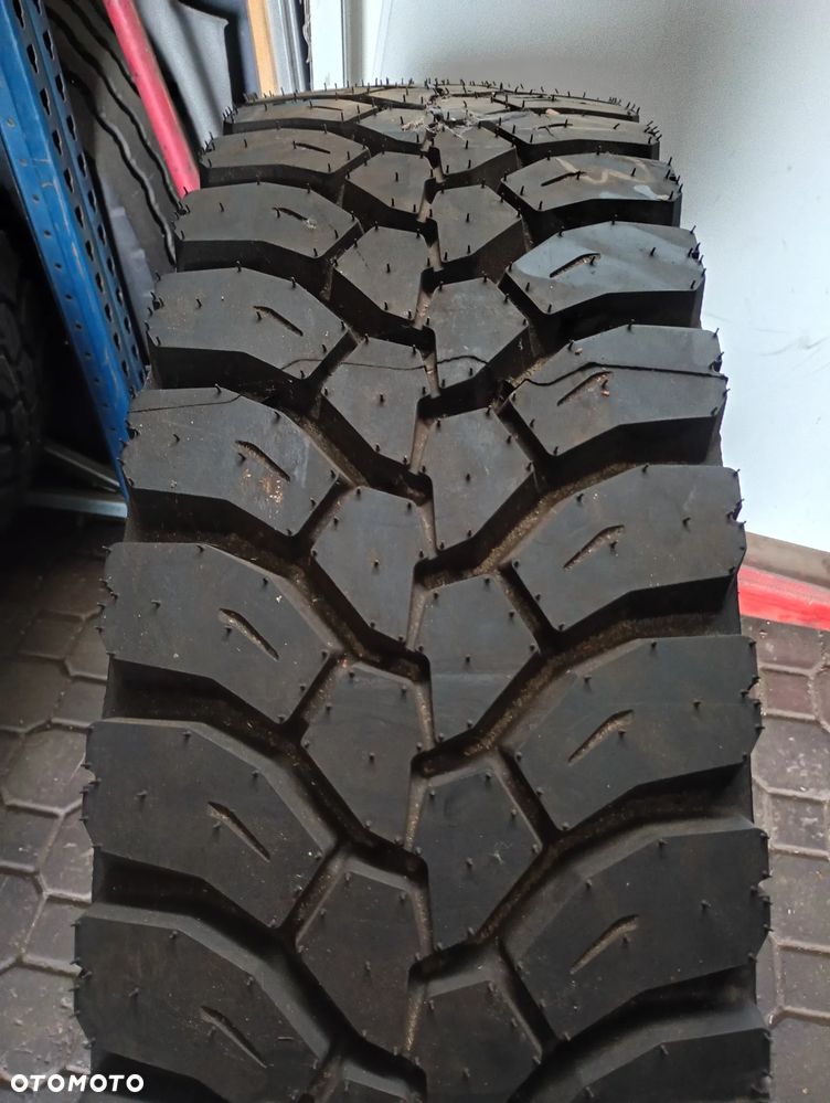 Opona 13r22.5 Michelin X Works HD remix - 1