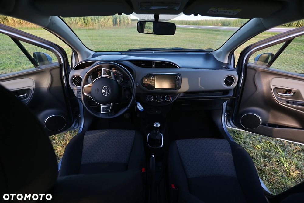 Toyota Yaris 1.33 VVT-i Comfort - 11