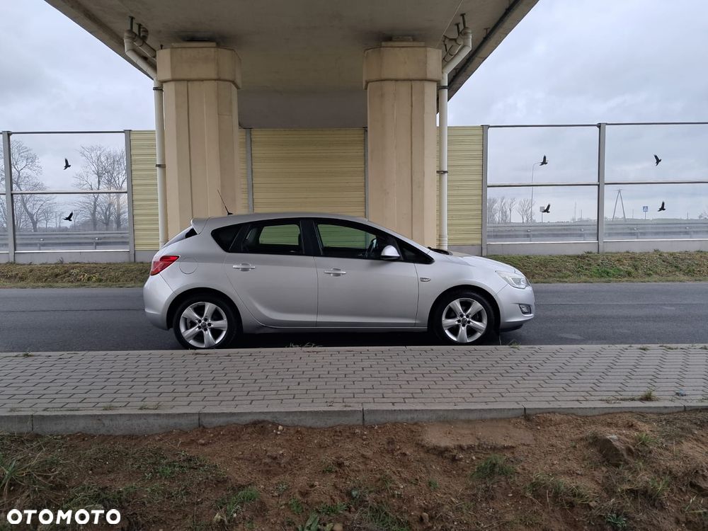 Opel Astra 1.6 111 - 7