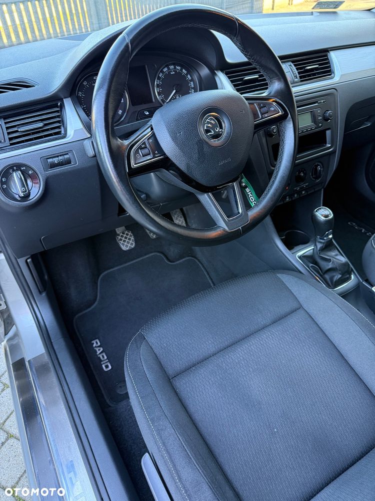 Skoda RAPID - 6