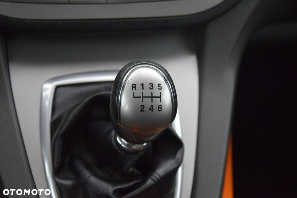 Ford Kuga 2.0 TDCi 4WD Titanium - 26