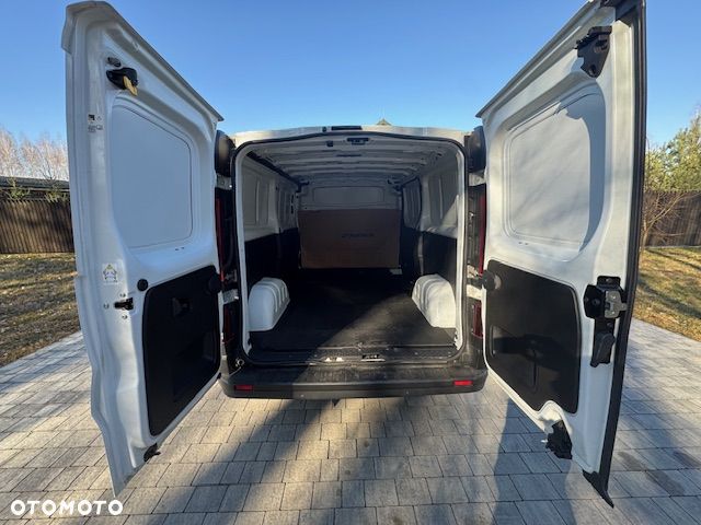 Renault Trafic - 12